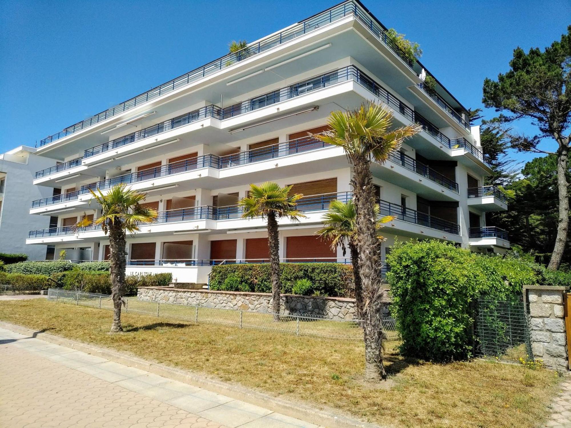 Le Capitole - Studio Plage Benoit Dans Residence Face Mer Ла-Боль-Эскублак Экстерьер фото